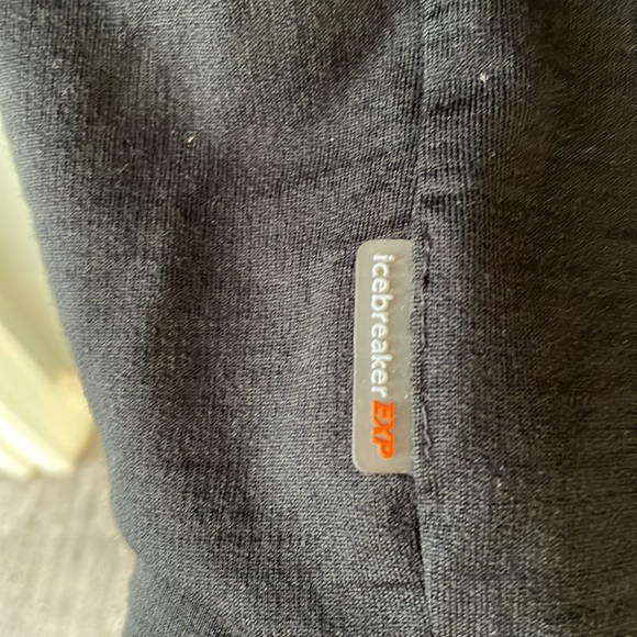 Icebreaker EXP 320 Merino Wool 1/4 Zip Sweater with thumbholes black size L - Picture 7 of 7